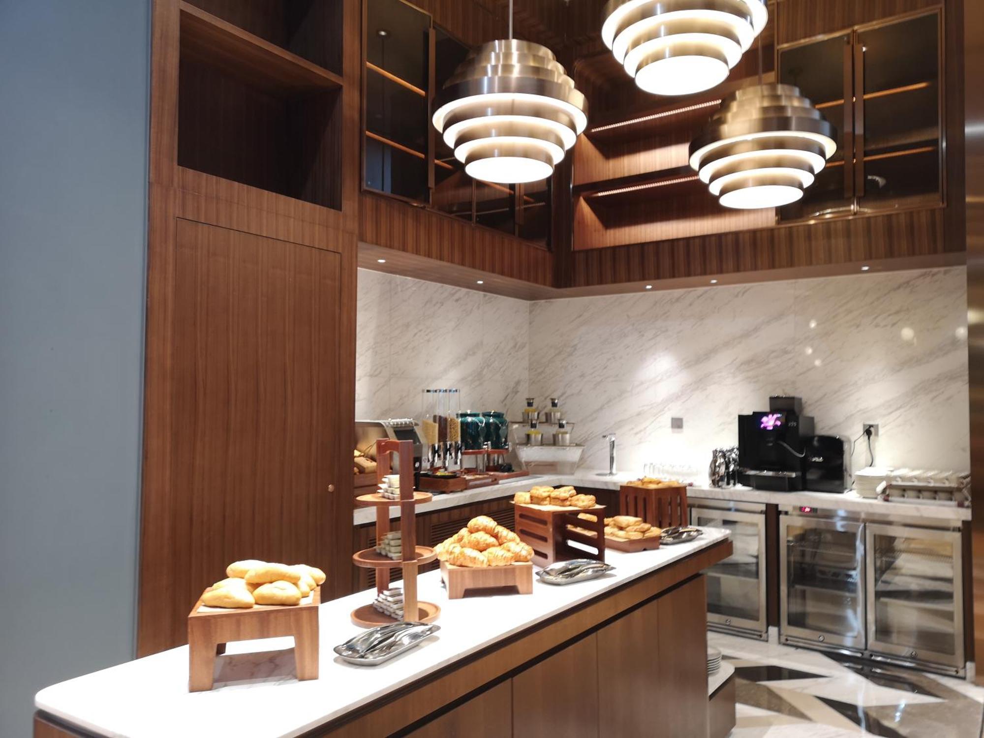 L+Snow Supreme Hotel Shanghai Exterior photo